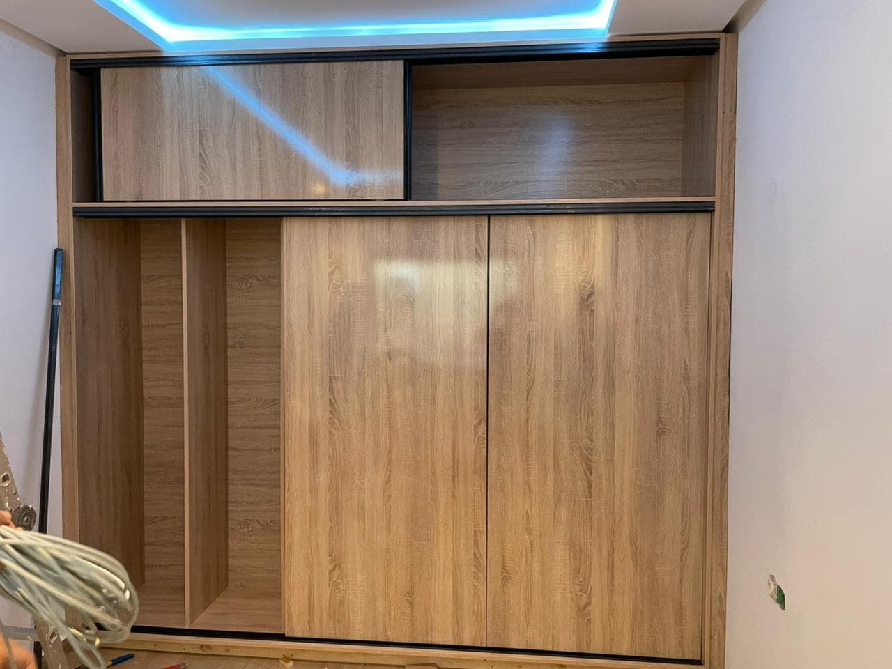 Placard coulissant en bois